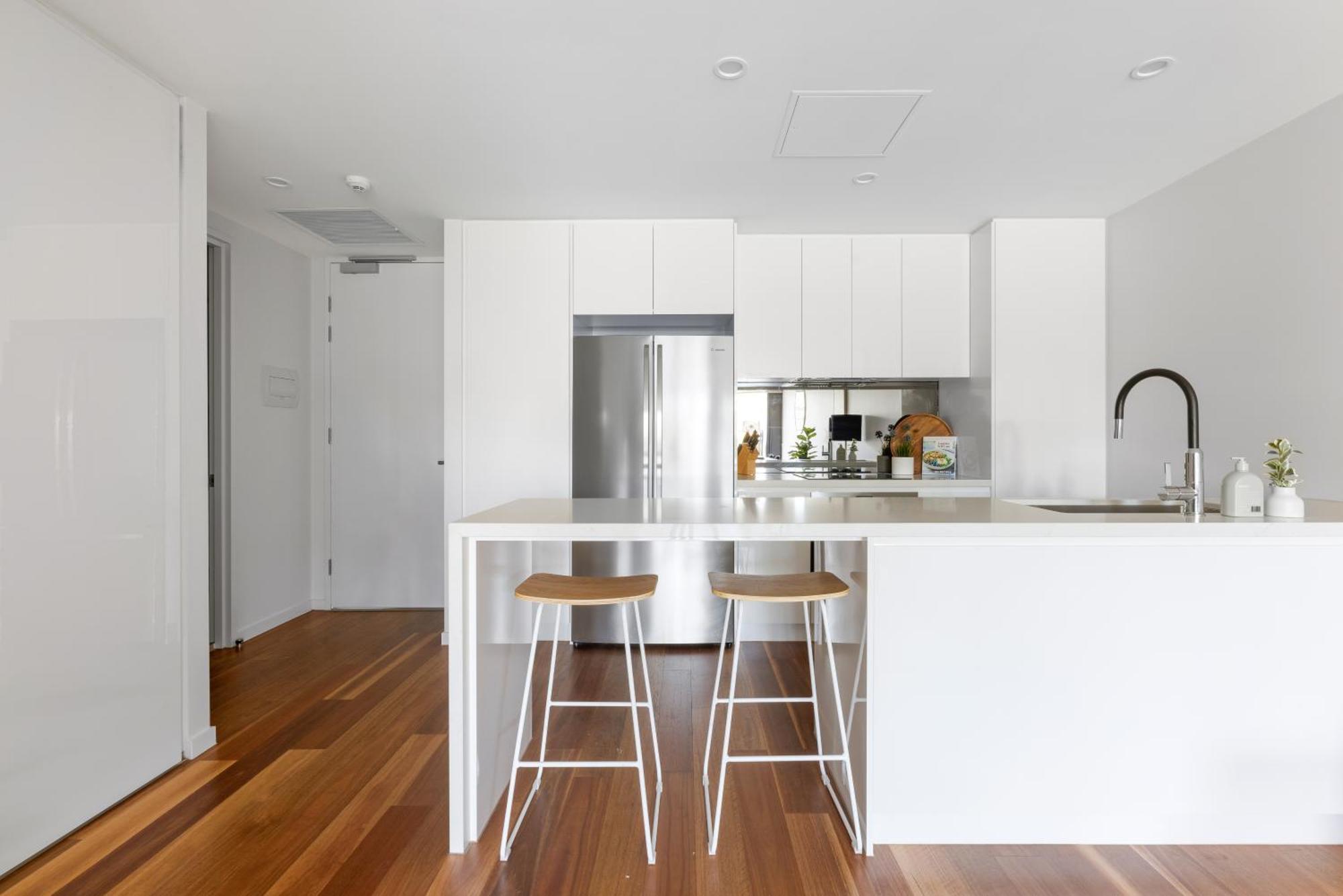Founders Lane Apartments By Urban Rest Canberra Exterior photo